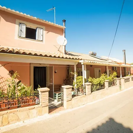 Renovated Spacious Old Wine Cellar *menecrates* Apartment *