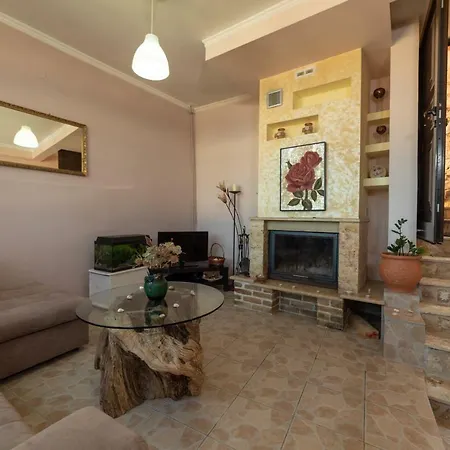 Renovated Spacious Old Wine Cellar *menecrates* Apartment Corfu (city)