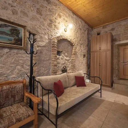 Renovated Spacious Old Wine Cellar *menecrates* *